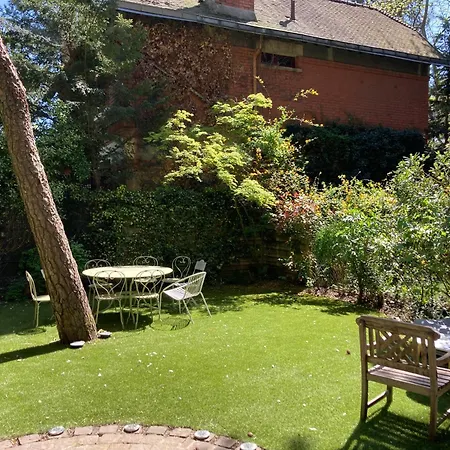 House Facing Roland Garros Stadium - 5 Bedrooms Boulogne-Billancourt