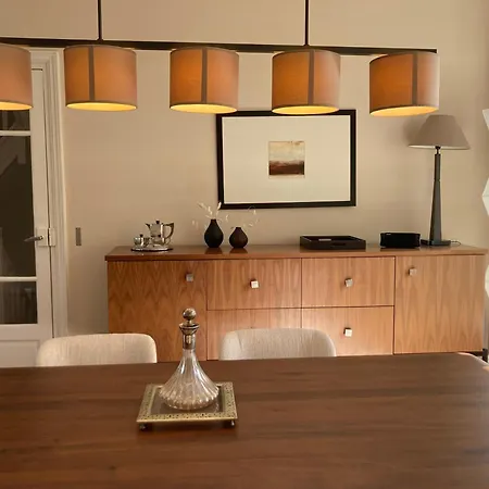 House Facing Roland Garros Stadium - 5 Bedrooms Holiday home Boulogne-Billancourt