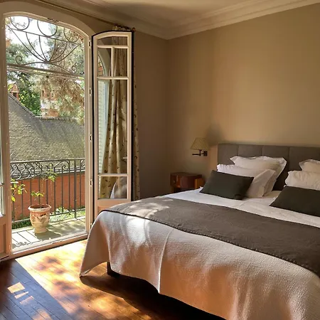 Holiday home House Facing Roland Garros Stadium - 5 Bedrooms *