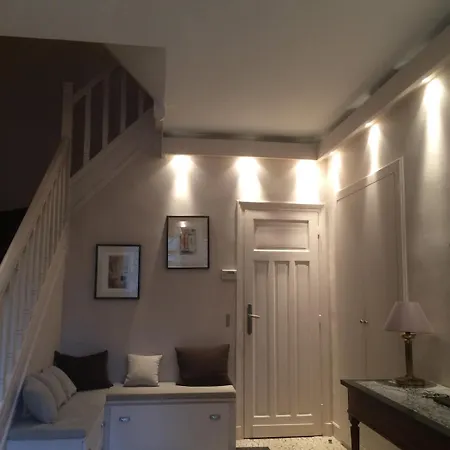 House Facing Roland Garros Stadium - 5 Bedrooms * Boulogne-Billancourt